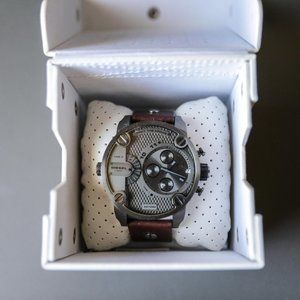 Disel 'Only The Brave' Dual Time Zone Brown Leather Men's Watch DZ7258